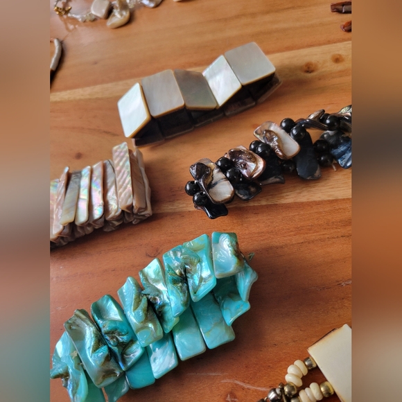 Shell Jewelry Set - Picture 2 of 5